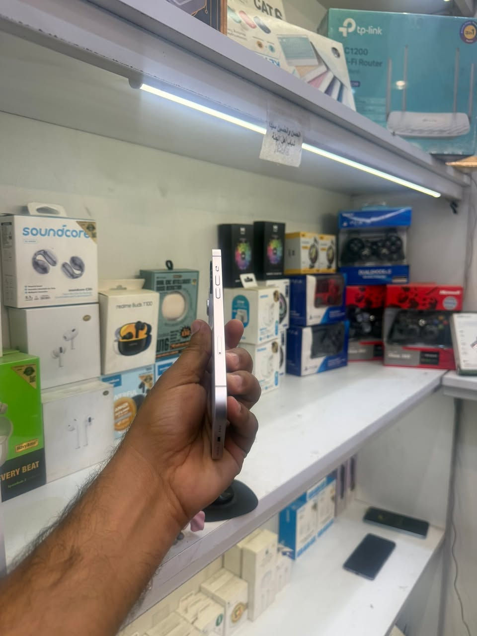 متجر سنتر ايفون mf
14 بلاس 
الذاكره 256
البطاريه 86
البيع نقد وقسط على منصه مصرف الرافدين 
السعر 650
العنوان بغداد الحريه الدولعي 
***********
