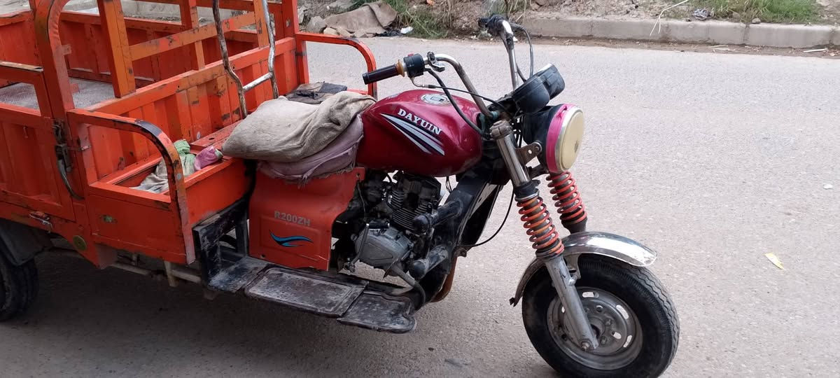 السلام عليكم اللبيع وراق 2014بواحد وربع وبيه مجال ***********
