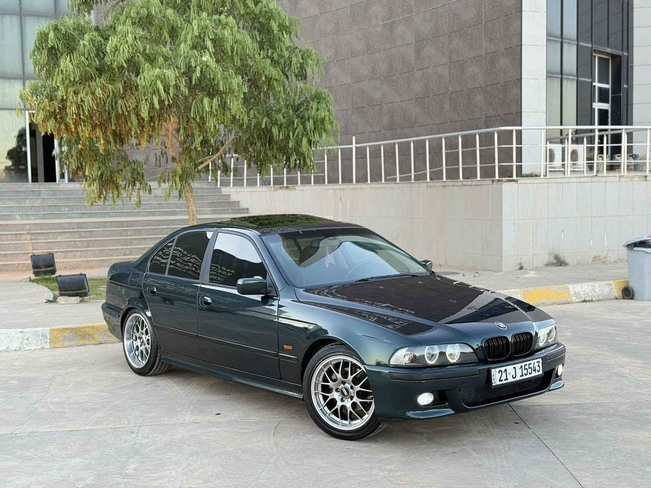 بي ام موديل 2000 528 ia
سعرا  89 مجال قليل 
مكان كركوك داخل المدينه

صبغ عام لجمالية

سيارة  بدون حادث ضربة خفيف بجاملغ ورا سكن بدون دواخل 
حجم محرك  528. بدون عيب كير بشرط سيارة جاهز كهربائيات كلهم شغال حدادية بشرط مابيه صرف ربع دينار

كامل محدث M سيارة فول فول مواصفات
 
شرط تحويل 

***********
***********
