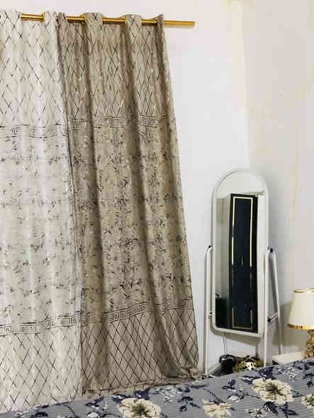 سلام عليكم غرفه عرسان مصار شهر نضيفه ايضرر مابيه كنتور ست بيبان المكان بغداد شهداء البياع السعر خاص الرقم ***********
