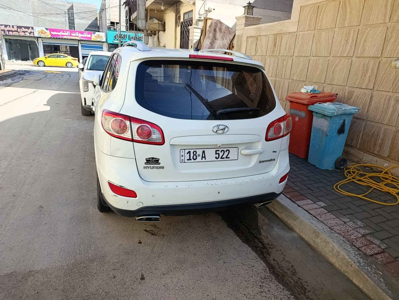 سنتافي 2011
الرقم الدولي (( مميز ))
باسمي 
سيارة بلادية محرك كير تبريد تدفئة ..
مع ملاحظات بسيطة ..
للاستفسار ***********
