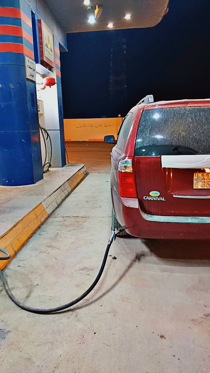 سيدونا كرنفال موديل 2006 
محرك 3800 
شادلها منظومة غاز 80 لتر  
سياره نضيفه بمعنه الكلمة غرفتها كشرها نضيف
رقم بغداد الجديد هزه بسمي تحويل ثاني يوم
بيها فقط چاملغ وبابين الايمن من امريكا 
السعر 105 وبيها مجال بسيط مكاني سامراء


**إذا كنت صاحب هذا الإعلان وتريد حذفه لأي سبب، رجاءا أرسل رسالة إلى الدعم الفني**