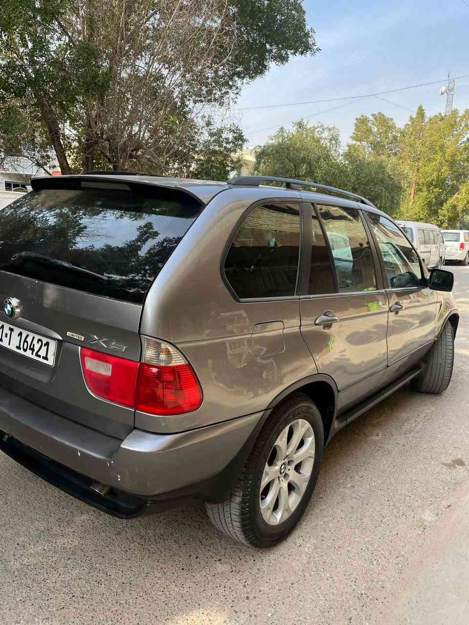 سلام عليكم bmw x5,موديل 2003 بلاديه فقط طخه بصيطه بخشم جاملغ الايسر بيع او مراوس باخره سعر 85 مكانهه غزاليه ***********
