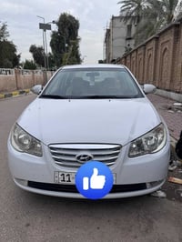 للبيع اللنترا 2011 بـ اسمي رقم بغداد الرقم الجديد وبيها السونار مالتها...