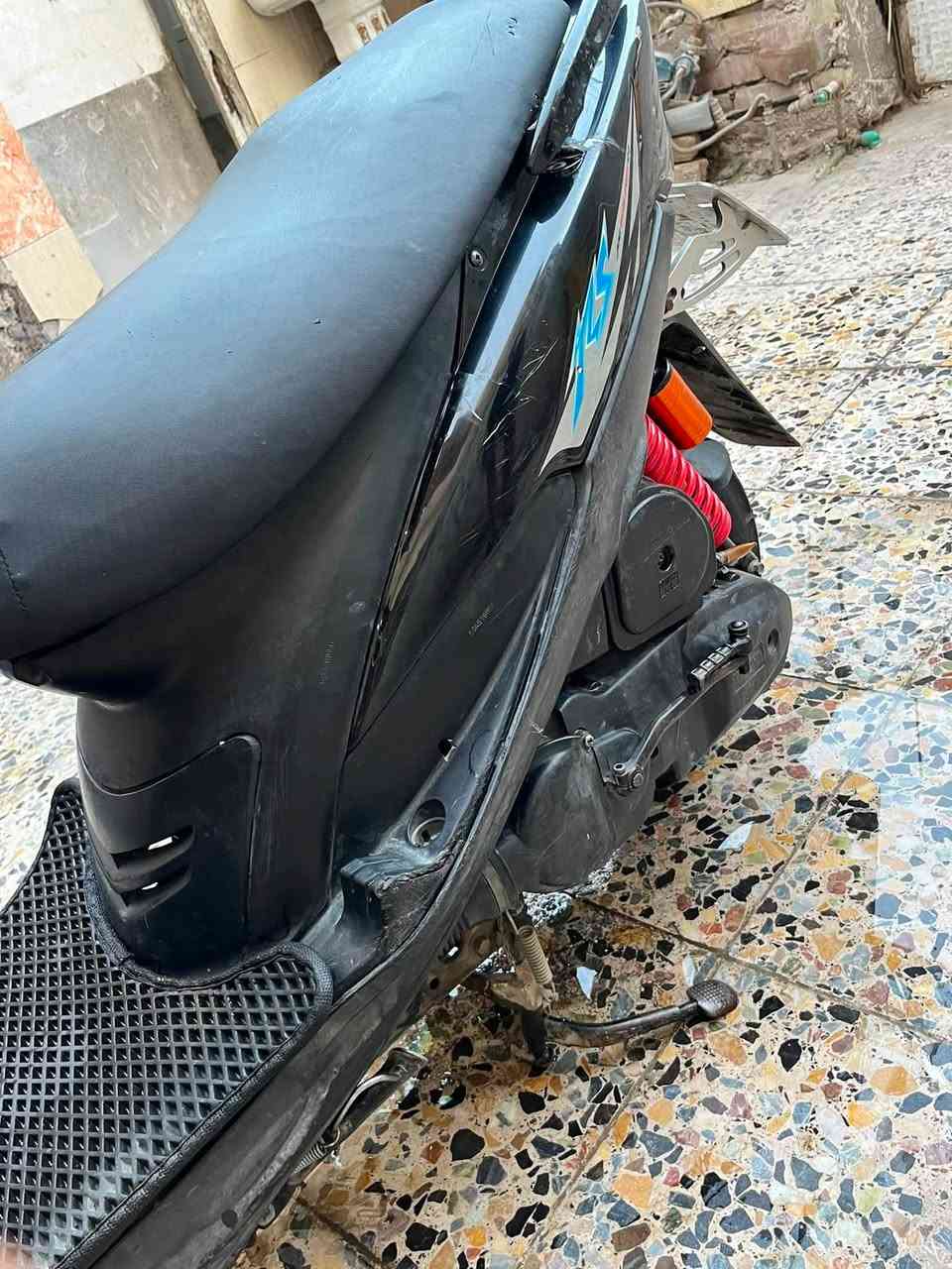 السلام عليكم ماكس عدله شغاله نكره سلف وهندر مابيه اي نقص لا صوت لا نضوح لا تبخير مكينه ناعمه كلش مكينه ما مفتوحه ابد بلاديه كابريتر سلف بلادي بيه تزويد خارجي فقط مكينه محد لاعب بيها صدر امامي وفج رياضي دبل خلفي ابو البطل صلانصه اف ام قفل ستيرن وصندوق درجه خدميه السعر525وبيه مجال حك الجيه مكاني الشعب ***********
وتساب فقط
