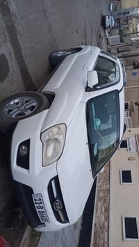 كيا سبورتاج ٢٠٠٩ للبيع سيارة بلادية  ماشية ١٤٧ الف سنوية جديدة وبسمي ا...