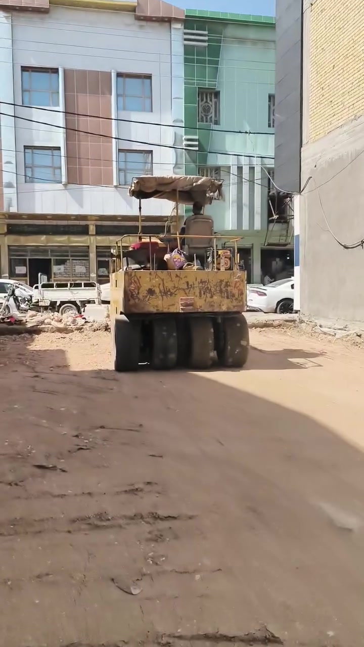 تفليش  وتهديم البيوت القديمه المكان الناصريه مركز , ***********
