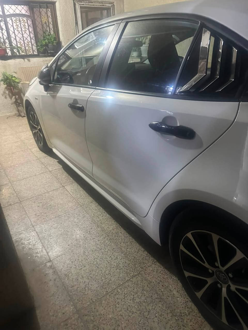 🚘 السلام عليكم

كورولا هايبرد للبيع
✅ موديل: 2024
✅ الممشى: 17 الف
✅ المقاعد: مخمل
✅ السيارة مكفولة من الضربة والصبغ والبارد السياره بعده على وضع الشركه
📍 الموقع: بغداد الكرخ

💰 السعر: 150&&&&& نهايته

للاستفسار، يرجى التواصل على ***********
