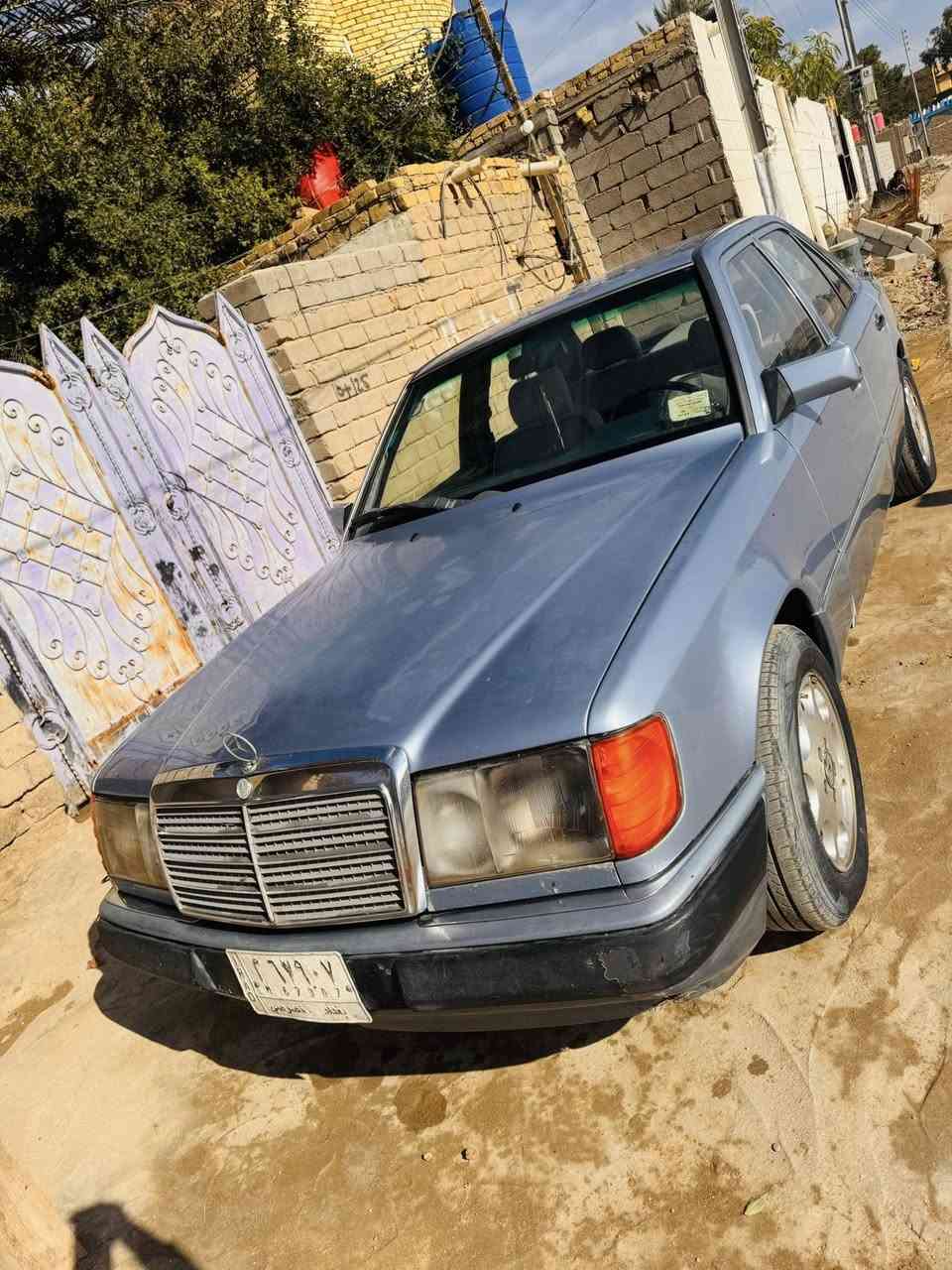 السلام عليكم للبيع مارسدس دب مديل 1991 مكينه محور 3000 فيفيتي السيارة مكفوله كفاله عامه فقط صبغ جماليه قواعد دبلات بلاد سياره جديده رقم بغداد لحد 2027 تخم تاتي باتري جديد سياره ندكره مكينه كير خير من الله تبريد شغال سياره فول سعر السيارة 70  وبيه مجال مكان السيارة ناصريه الاستفسار ***********
