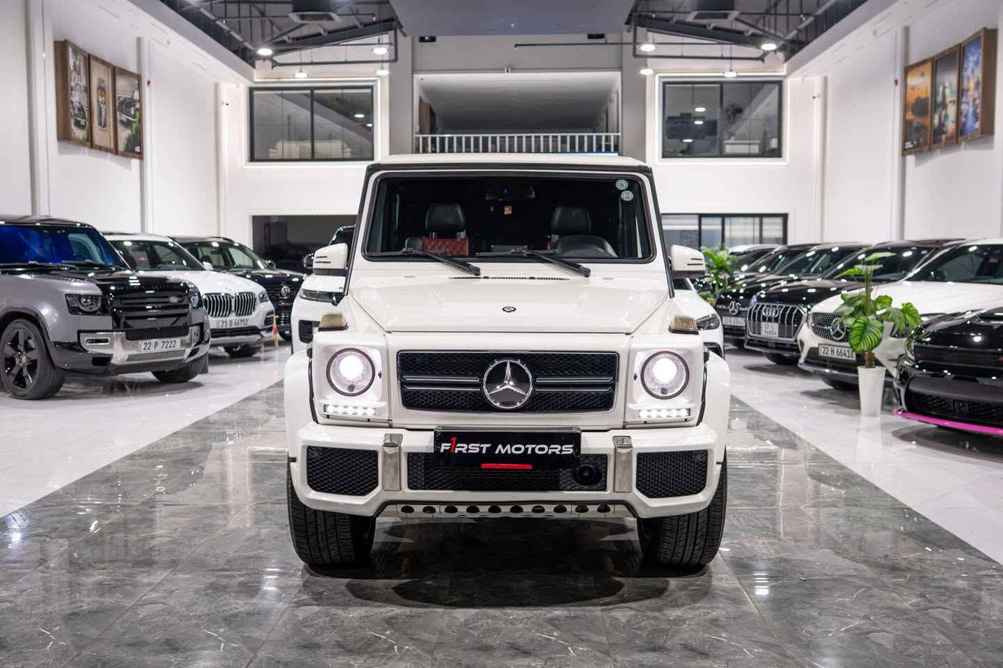 کوردی /عربی 
*********
دروستكراوي :- Mercedes 
مۆدێل :- G-class 
ساڵ :  2016 
بزوێنەر : V8 4.0L
بگۆری بزوێنەر : Automatic 
سوتەمەنی : بنزین 
نرخ : 46800$
دۆخ : بەکارهاتوو
ماوەی ڕۆشتوو:   114 km
تابلو ئوتومبێل : هەولێر  
***********
النوع :-Mercedes 
المودیل :- G-class  
السنة : 2016
المحرك :   V8 4.0L  
ناقل الحركة: Automatic
نوع الوقود : بنزین
الحالة: المستخدم 
السعر: 46800$
عدد اميال :    114 km      
رقم السیارە: هەولێر 
**********
0751-2004-377
0772-818-6453
عنوان : اربيل ترافك لايت مخمور قريب من معمل بيبسي أربيل, العراق
