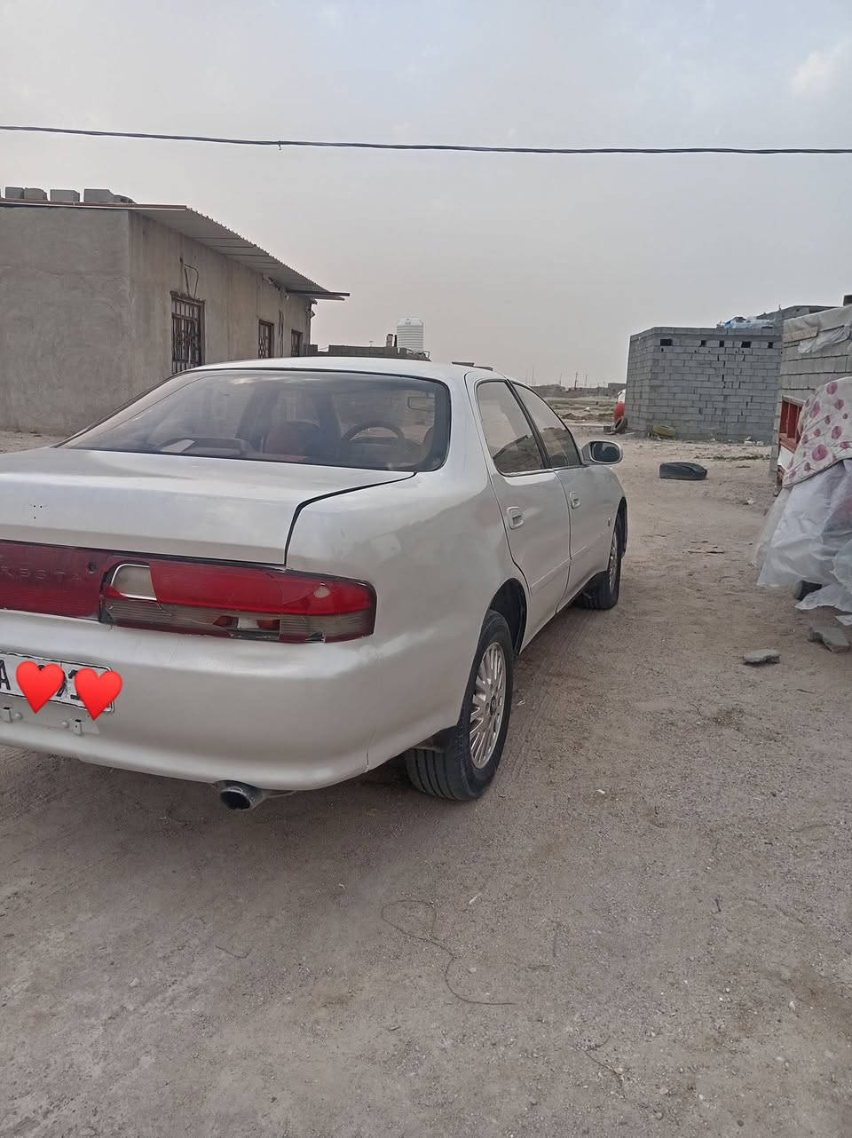 سلام عليكم من رخصت الدمن  كرسته البيع مديل 93 سياره مكفوله من (الكص +نقل جثه +صوليات سياره)  ذني ثلاثتهن اكفلهن الك بقيه كوم حديد سياره ضربتها بس بصندوق  سياره مصبوقه جماليه بس  سنويه ال29 عنوان سفوان راعيها هم اب سفوان سعر 55بيها مجال  ه‍***********
