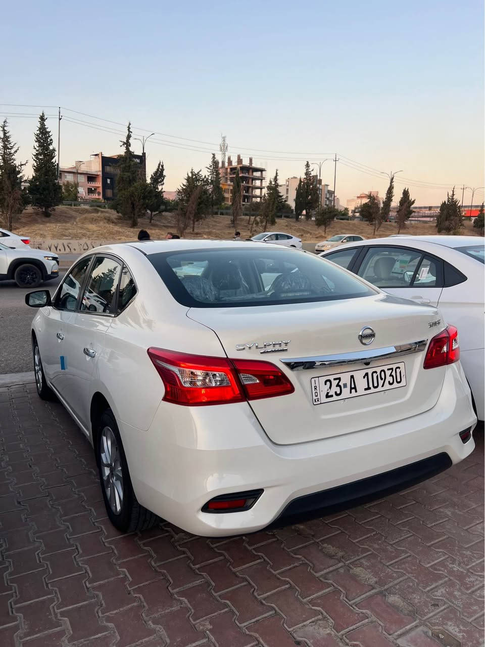nissan sentra 2025
5.000 km
بێ بۆیاخ و بێ سارد بێ شوخت هیچی نیە 
ضەمانی شەریکەی نیسان ٣ ساڵ یان ١٠٠ هەزار کم 
هەموو شتێکی بەشەرتە
شاشە و کامێرا
ویلکەپ 
نیضامی ئیکۆنۆمی
چوار جام کارەبا
ئاوێنە کارەبایی 
تەحویل و غرامە بەشەرتە 
*********** السليمانية, العراق
