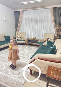 قنفه كبيره • ٨ مقاعد • ينفتح سرير
