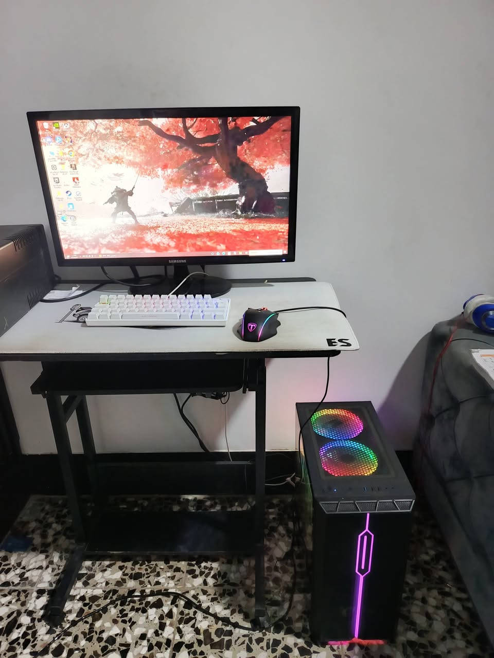 سلام عليكم 

معالج i5 9400f
كرت GTX1650Soper من شركة msi
رامات 16 DDR4 3200من شركة cuso
مذربورد H310s2Hمن شركة GiGABYTE
SSD 128 من شركة ADATA
HDD 1T 
بور سبلاي 600
FAN5RGB

مع شاشة من شركة Samsung 
مع الميز كاملة و موس و كيبورد 

السعر 675 بيهة مجال 
مكاني بغداد أبو غريب 
رقم *********** بي وتساب
