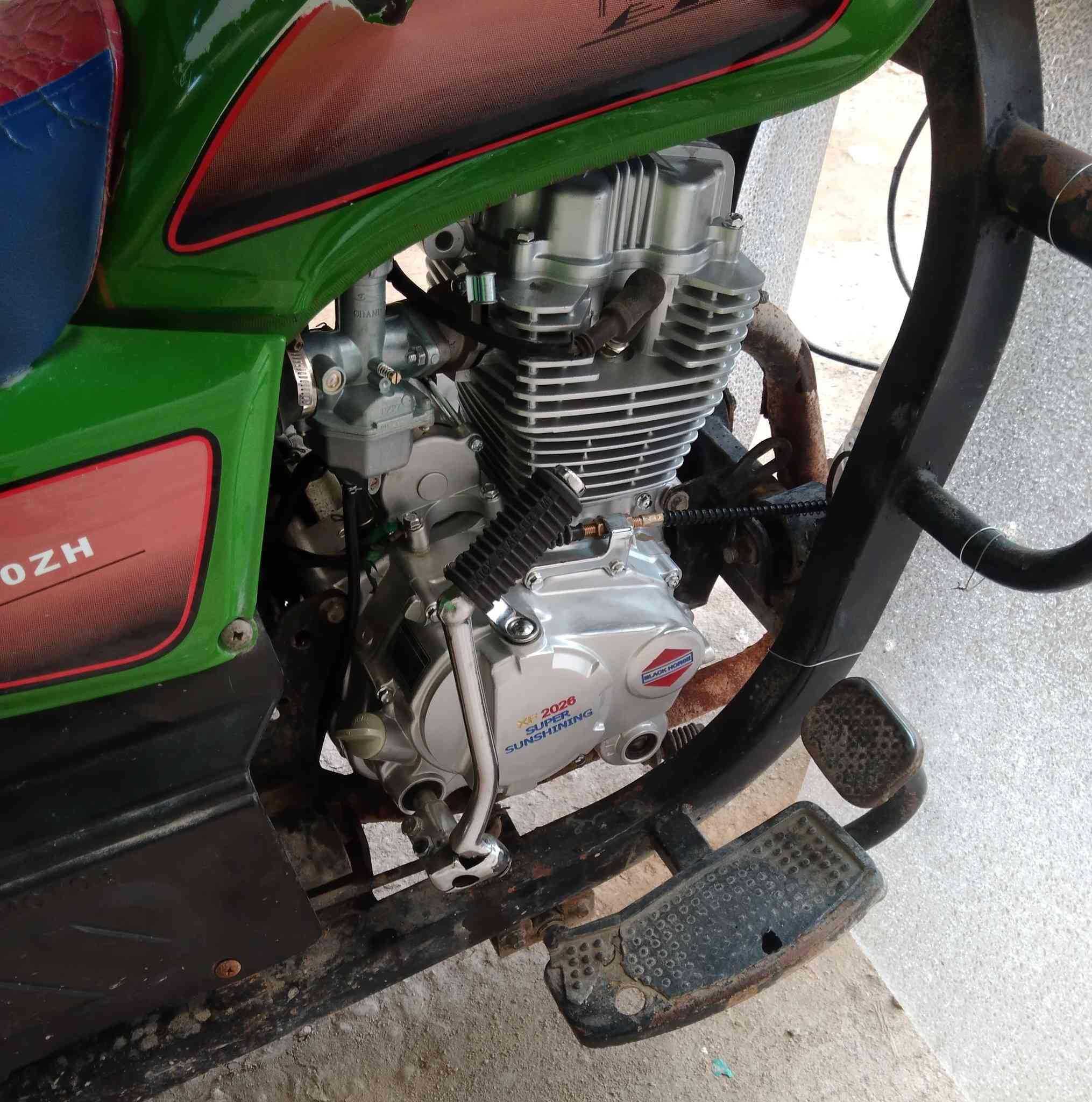 ستوتة للبيع  سنوية ورقم مديل 23
 وبيها محرك جديد مديل 26 مكفولة من الالف للياء ستوتة نضيفة وجاهزة  من كلشي وتحويل ثاني يوم ومكاني كربلاء شارع عگد بني تميم والسعر ع الخاص او الاتصال ع الرقم  ***********
