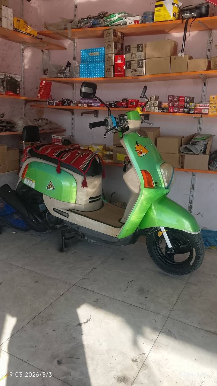 البيع دراجه بوليسي نوزل الدراجة كفاله مامفتوحه الدراجة نضيفه وكامله وكله شغاله مكينه  كفاله الدراجة انضف من الصوره موديل 2009 المكان كربلاء الأمام عون السعر 500 وبيه مجال بسيط الرقم ***********
