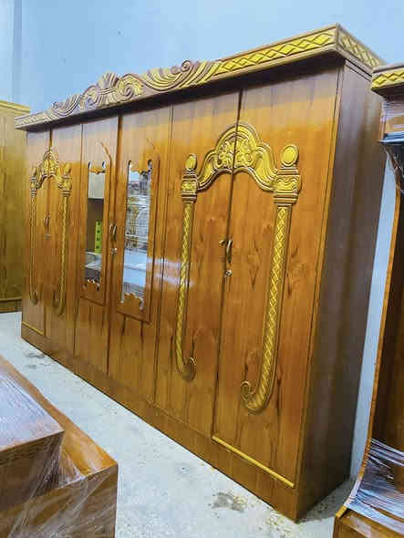 غرفة نوم طابق نظيفة اخت الجديدة ظهر جرجوبة بسعر 600 الف وبيه مجال عنوان بعقوبة كاطون شارع ابو رباح مزاد ضي القمر 

***********
