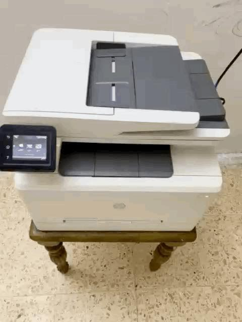 السلام عليكم طابعة HP نوع الحبر ليزرية تشتغل مابيه اي شي او عطل سعر 125 الف مكاني بغداد رقم***********
