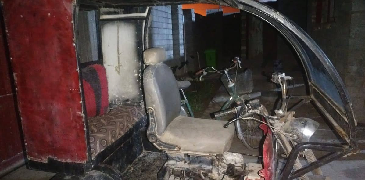 تكتك معوقين محرك ستوته ادوات المكان المدينه الهوير ب٣٥٠ وبيها مجال قليل رقم راعيها *********** عنده واتساب علام البصراوي
