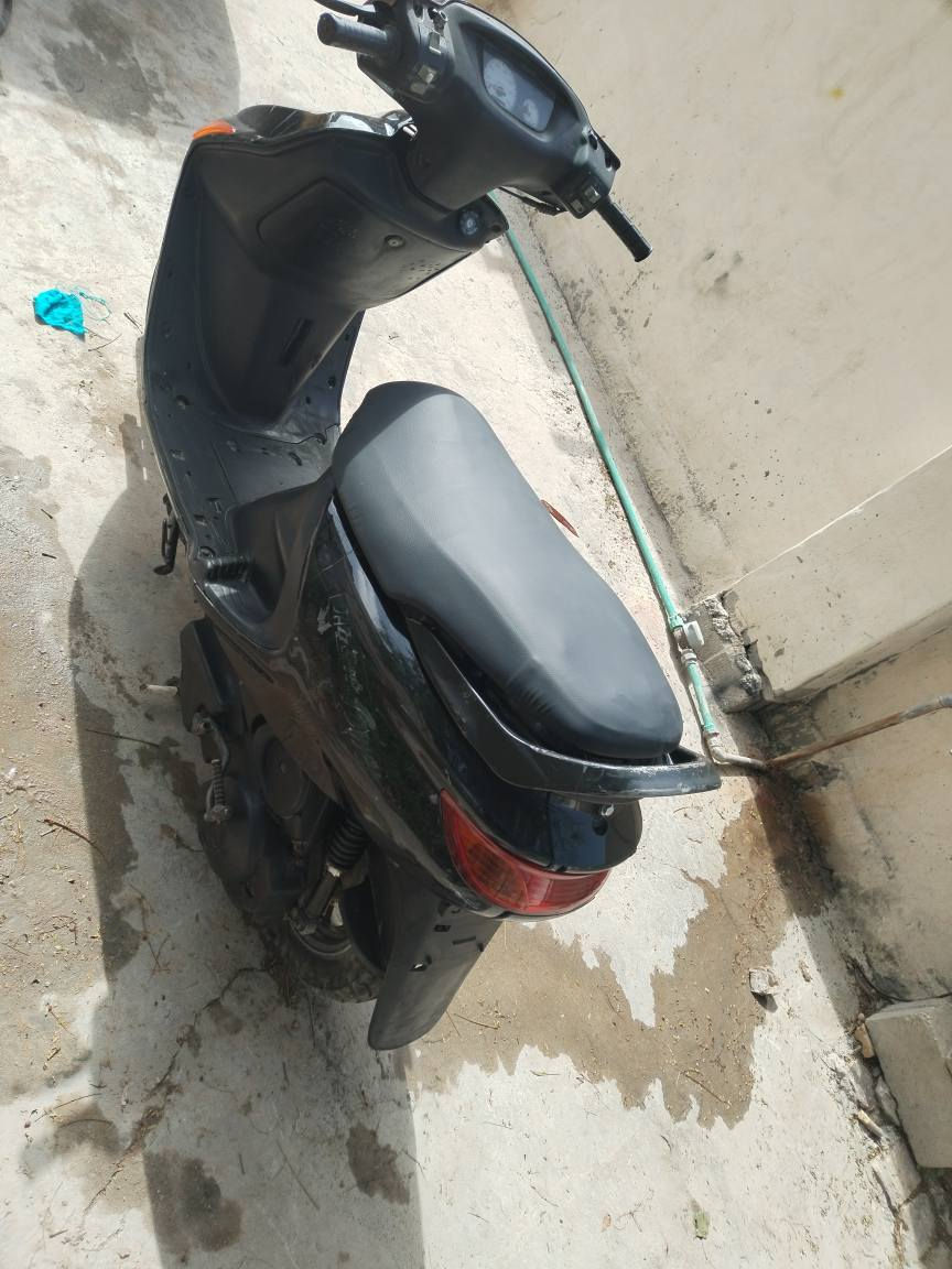 دراجه فراشه للبيع صاله فتره قليله من طالعه من الرمبه كله على البلاد السعر 400مكاني حله سنتر مدينه رقمي *********** حلة, بابل
