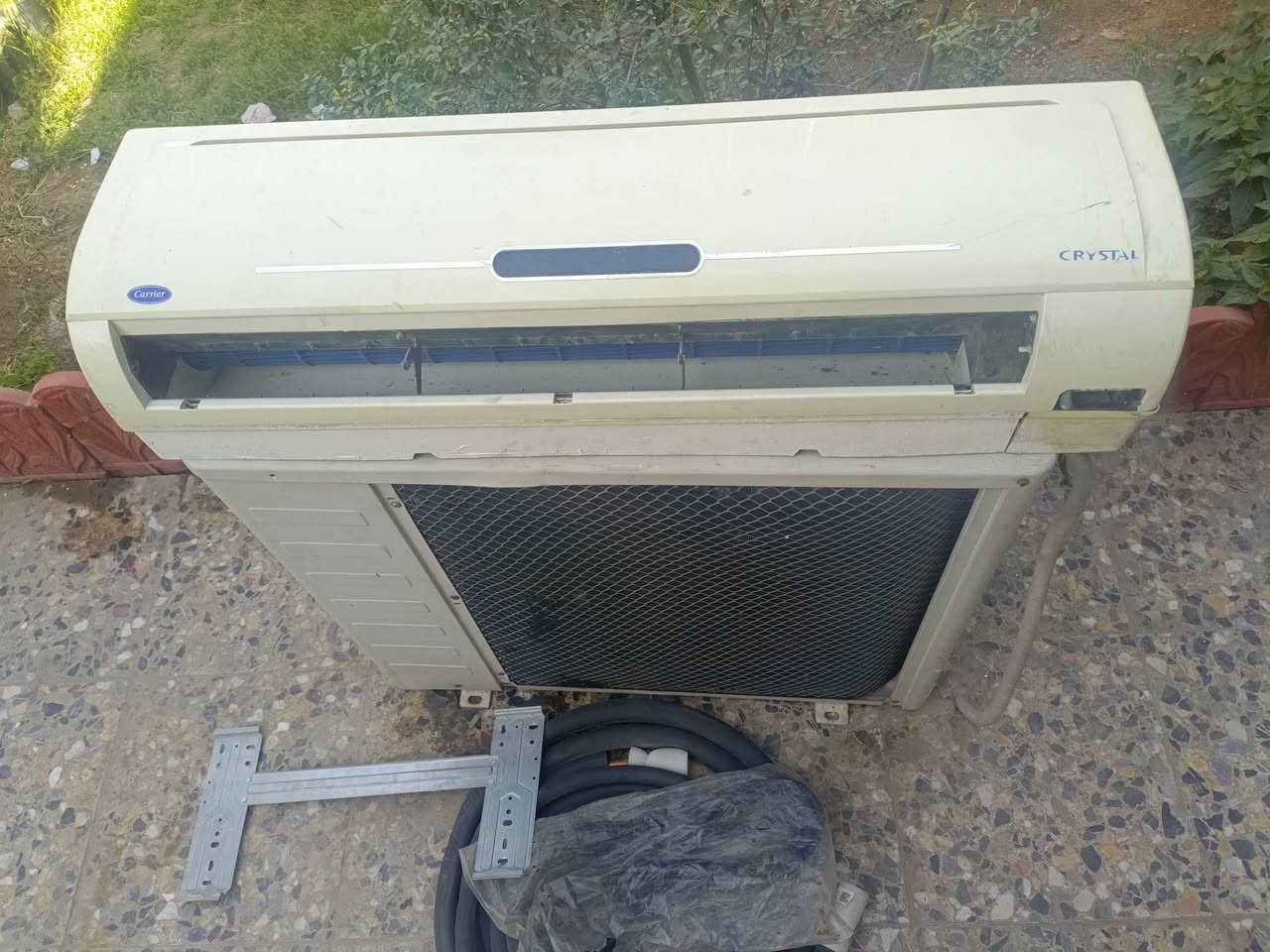سبلت كارير شرط الشغل ما مصلح مع بواري و وايرات جديدة كله كامل الغاز مجموع بيه طن ونص
السعر 350 الف
العنوان كربلاء نهاية حي العامل قرب مول البغدادي 
للاتصال 
***********
