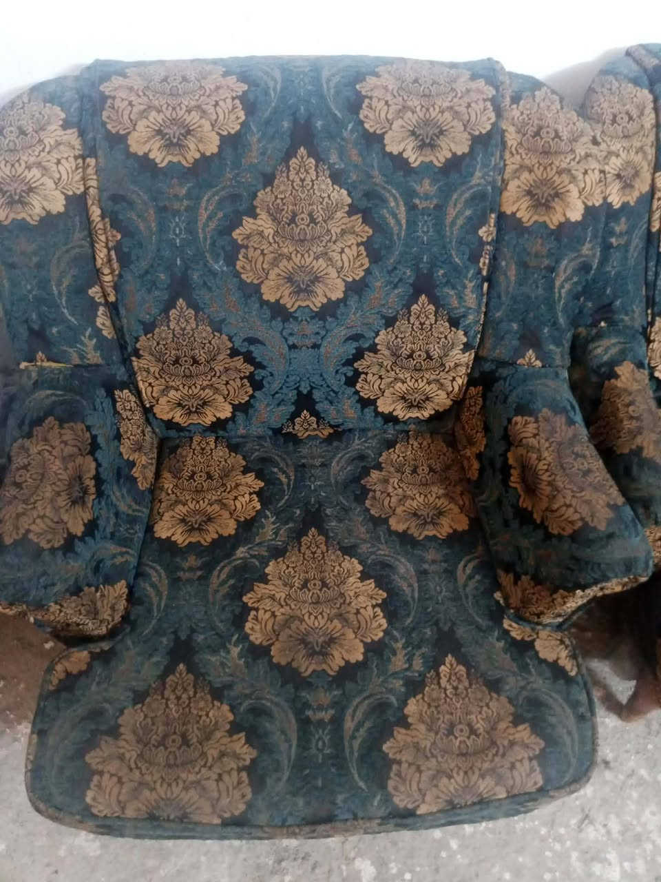 تخم 5 مقاعد سعر 100 اخذ سكرين للمنشور وراسلني خاص بيع مستعجل


**إذا كنت صاحب هذا الإعلان وتريد حذفه لأي سبب، رجاءا أرسل رسالة إلى الدعم الفني**