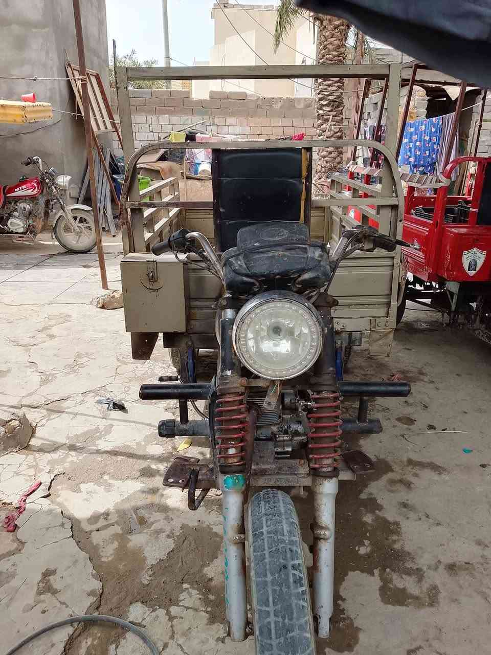السلام عليكم شباب ستوته فرس ادوات البيع مكفوله عشائر شاصي مكفول ستوته عوزه بس كهربيات ودبلات عوزه اكسن لطش سعر 650 وبيها مجال شراي مكاني شافي هاذ رقم تلفوني *********** واتساب

