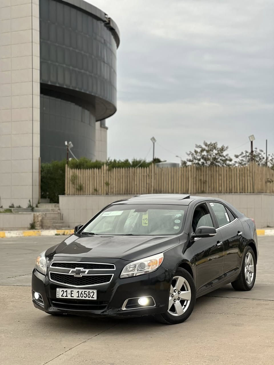 سلام عليكم اخوان ماليبو ٢٠١٣ شركة منصور 
سيارة فول لل فول مواصفات مخنوكة 
كشنات كهرباء
٤ جام اوتو 
كامرة 
سلايت 
شاشه قاصه 
حساسات 
تايرات جدد 
بطاريه جديد 
صدر جديد 
عليها منضومة زنون ١٥٠$ 
سيارة مابيها نقص 
3 قطع بخ بدون دواخل و ايرباك 
شبر كارت 
كير محرك جديد لوك 
سعر ٩٨ مجال 
مكان السيارة كركوك 
***********
