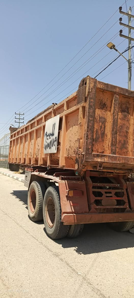 عربانه لبيع مجموعه براد 14 بدي نظيف ،ذرعه 32 الاتصال ***********
