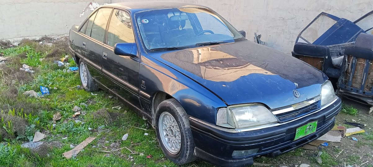 سلام عليكم اوميكا كانت حجم 26 بدلت كير مكينه 20 
طخم امامي جديد وايرمنيا جديده صارف عليه بس ماكملتها بسبب ظروف السعر 14قفلها ابيع كوم حديد بس تحويل 
رجاء ماشراي لاتعبني وطنطي كلام ومسح المنشور تجي 
ابيع هل موجود مكاني موصل حاوي الكنيسه ***********/***********
