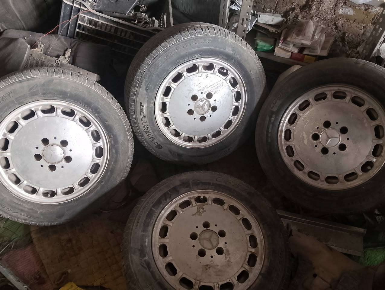 سلام عليكم
تاير + ويل مال مارسدس للبيع


**إذا كنت صاحب هذا الإعلان وتريد حذفه لأي سبب، رجاءا أرسل رسالة إلى الدعم الفني**