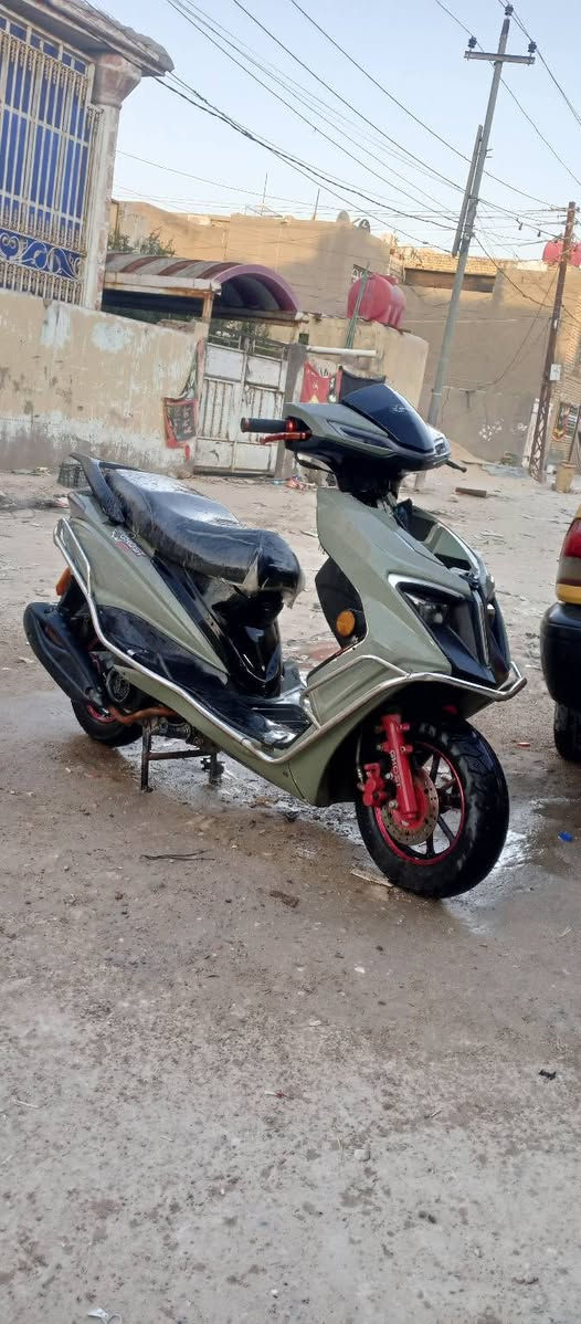 دراجه سكنس مديل 2024. للبيع السعر300 رقم الهاتف ***********
