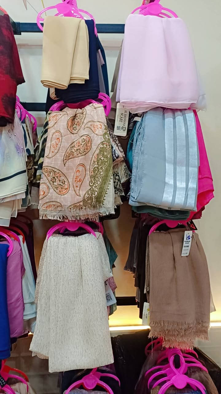 عرووووووض ساعة الحظ عرض اي طرحه شيفون ديجيتال ب٩٠ج
وطرحه شيفون ساده ب٦٠ج وب٩٠ج
وطرحه تايجر ب١٠٠ج
وطرحه مشجره قطن ١٢٠ج
وطرحه موج البحر قطن ب١٠٠ج
وطرحه جيل بالبندانه ب١١٠ج 
ورنا وكيان وحبيبه ب١٣٠ج
عروض عروض الحقوها عرض اليوم عند اكسسوارات الملكه.almleka store


**إذا كنت صاحب هذا الإعلان وتريد حذفه لأي سبب، رجاءا أرسل رسالة إلى الدعم الفني**