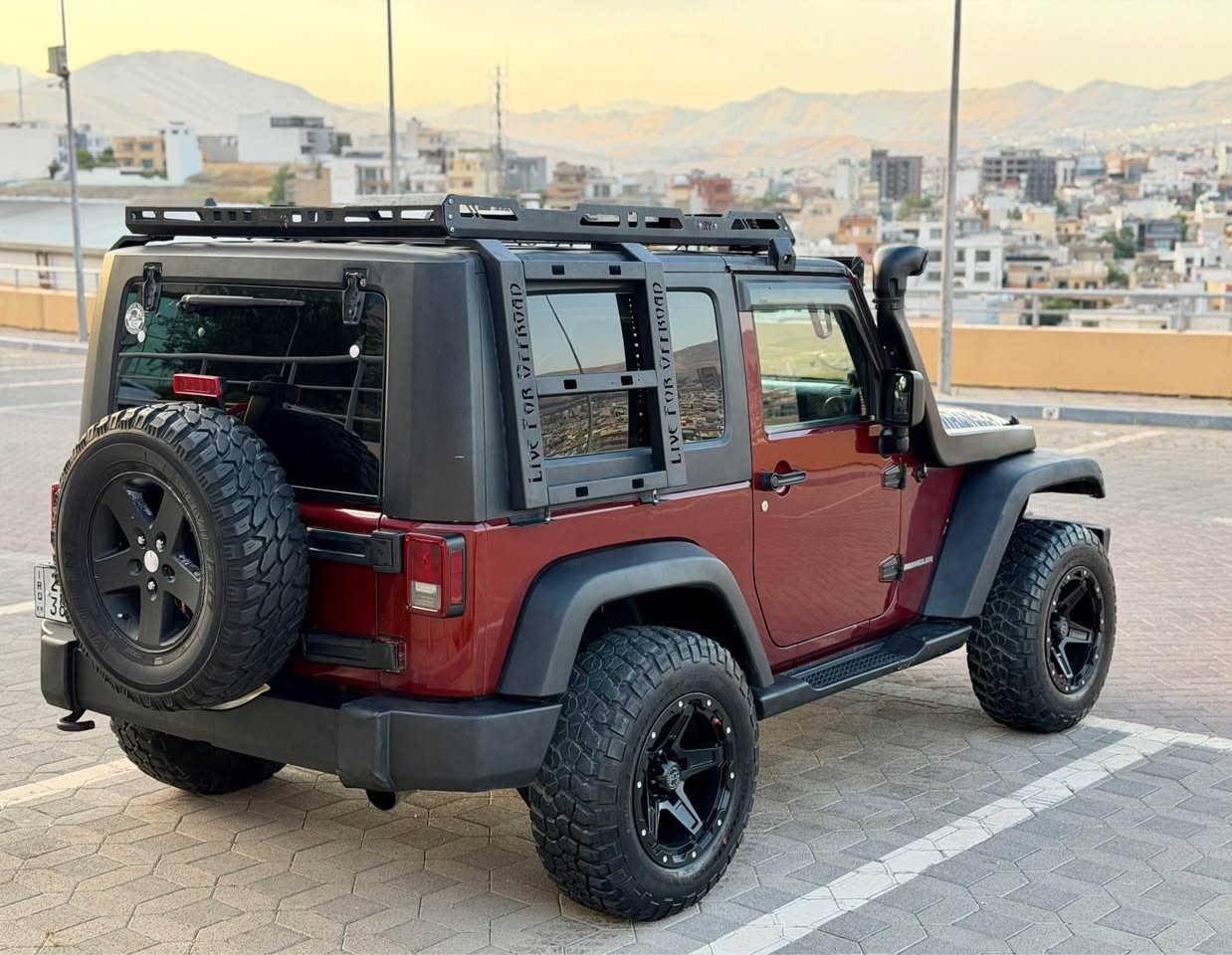 جيب رانگلر  ٢٠١٠

سعر مناسب بلاش  ١١٩ كه ميك مجال

مواصفات احتيادي

گير ئوتوماتيك 

٢٢٥ هه زار كم روشتوه

٦بستون حه جم ٣.٨

كامل جوانكارى بو كراوه و ويل و تايه ى جه به لى بو به ستراوه

بى بوياغ بوياغى نيه دوو جى ساردى هه يه 

به ناوى خومه هه زه و به راد سه نه و تا ٢٠٣١ تازه يه

شوين سليماني

سعر  ١١٩ ورقه كه ميك مجال

***********

*********** السليمانية, العراق
