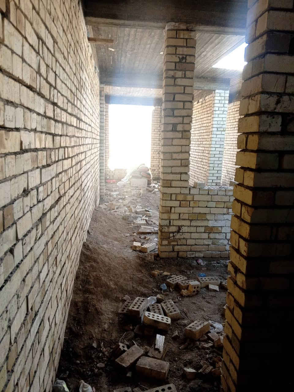 🧱 هيكل للبيع 🧱
🔻 طابو زراعي سند 25
ـــــــــــــــــــ
#المــــوقـــــع //حــــي الامــــــــين الــــثـــــــــانـــــــيـه
_________________

#االمساحــــــة //100 م  
___________________
🔻 المحتويــــــات //

 غـــــــرف نــــــــوم عـــــدد 1 واستقبــــال  وهـــــــــــول ومطـــــــبخ ومجـمــــــــع صحـــــــــــيات وكــراج 
__________________

للأستفســــار  عــــن السعـــــر يرجـــــى تـــــركـ تعليـــــق (السعـــــــــر) #وسيتـــــم الـــــرد خــــاص
للأستفسار أكثر الاتصال //  
📱***********
                                            
او زيارة مكتب 🔻نبض بابل 🔻
الكائن // شارع الطهمازيه مجاور حلويات قصر الشام
______________________
🔷 لمــــــن يــــــرغب فــــــي عــــــرض عقاره طابــــــو صــــــرف او زراعــــــي او تجــــــاري يرجــــــى مراســــــلتنا 🔷
