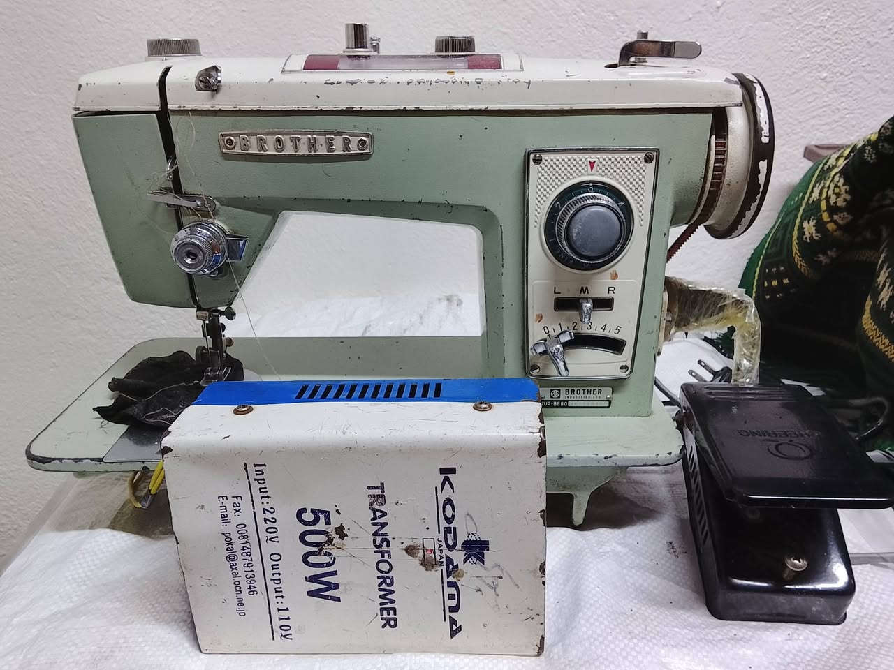 مكينه براذر خياطه واوفر السعر 75 الاتصال على الرقم التالي *********** العنوان موصل كرامه
