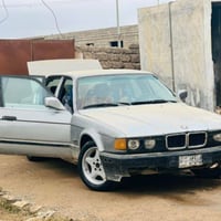 بي ام ٧٠٠ • للبيع