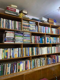 مكتبة شخصية • ١٤٠٠+ كتاب • ٢٠٠+ كتيب