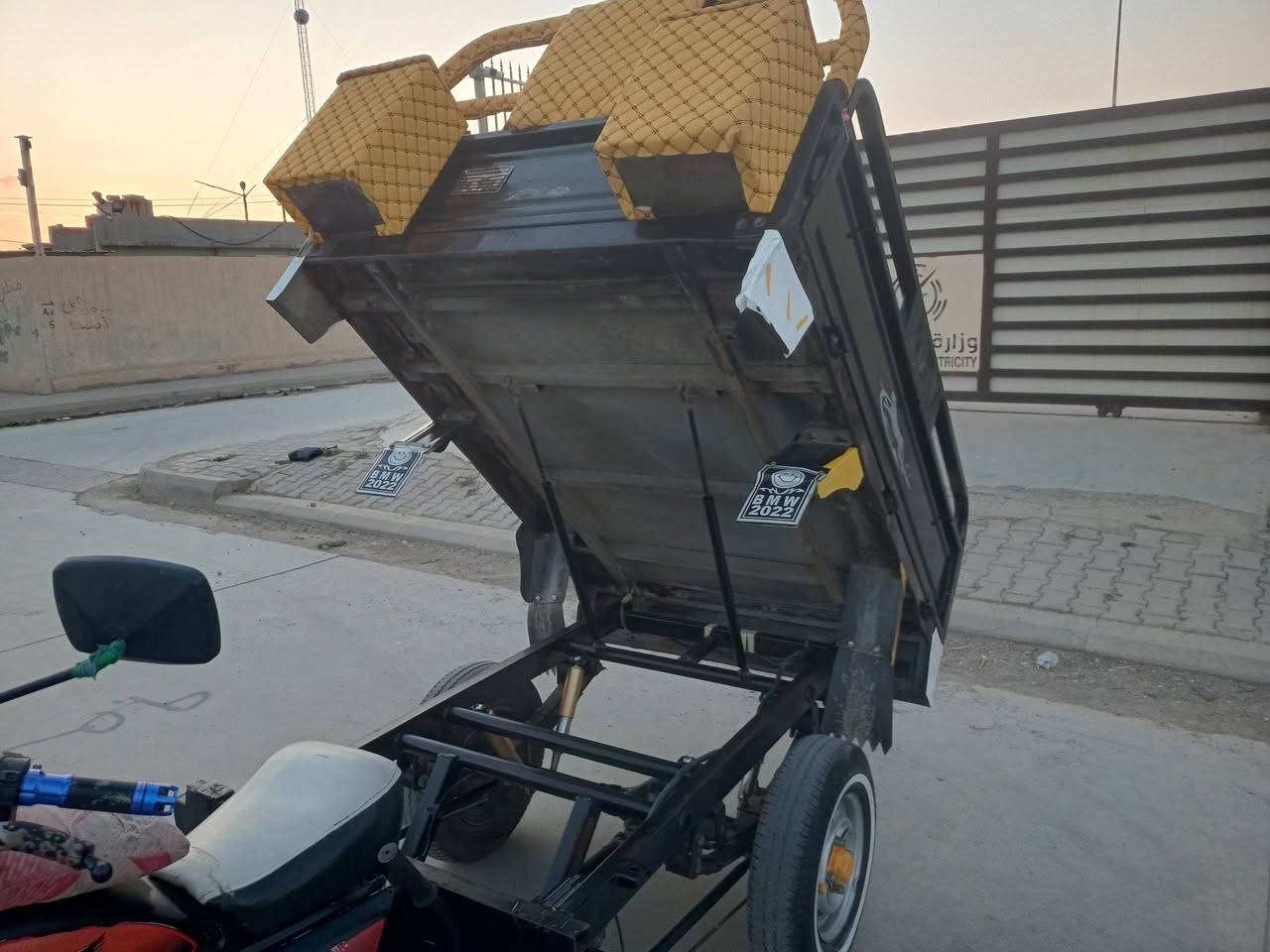 سلام عليكم ستوته للبيع موديل 19 كل بلادي بليته اوراق كامل  قطره صبغ مابيه ستوته مال جناي حيل حلوه تخم تارات جوبلس خط ابيظ كهربائيات كل شرط سلف حندر كل شرط سعره مليون 300 وبيه مجال لطيبين ويرهم مراوس حسب الاتفاق عنوان كركوك ***********
