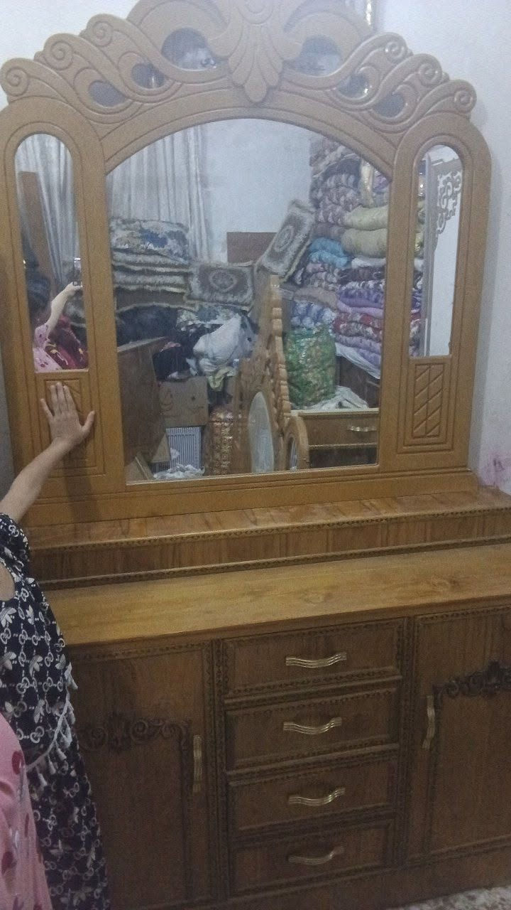 السلام عليكم 
غرفة اخشاب مستعمله لكن نظيفه وقويه السعر ٥٠٠


**إذا كنت صاحب هذا الإعلان وتريد حذفه لأي سبب، رجاءا أرسل رسالة إلى الدعم الفني**