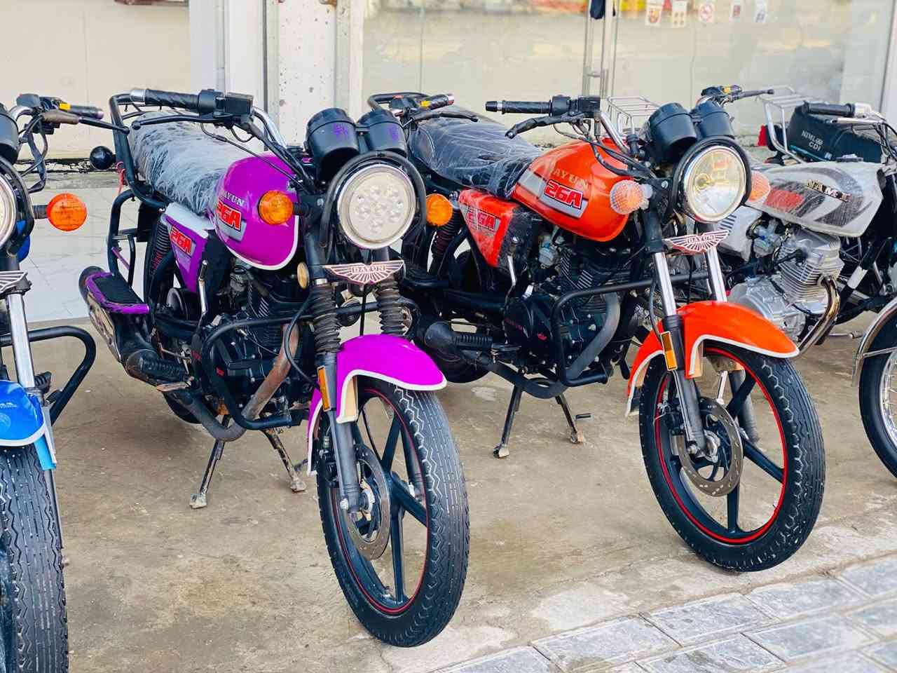 معرض المايسترو لبيع وشراء الدراجات الناريه والشحن 
دايوان نفخ 
ناما اربعه كير امتياز
بايسكل شحن 
موبايل ***********
كربلاء نافوره حي العباس شارع السيده نرجس
