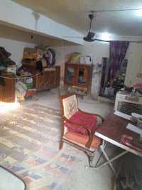 دار للبيع واقع حال جاهز كهرباء ومي  ومجاري  قرب سوك العبيدي بين الكفائ...