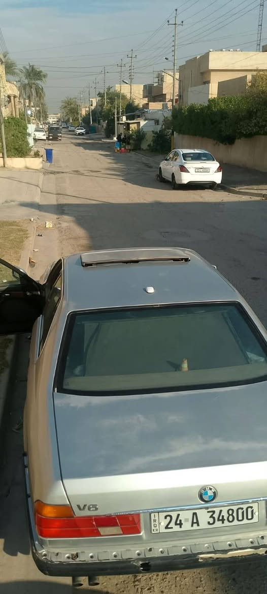 بي ام 730 رقم دهوك بسمي سياره جاهزه من كولشي كير محرك تبريد مصبوغه عام جماليه لا حدث ولاضربه دبل جام مثبت سرعه سلايت 3 طكات سنويه 28 بغداد حي العامل رقم صاحب سياره مكلف بلنشر *********** ابو فقار سعر 62 وبيها مجال
