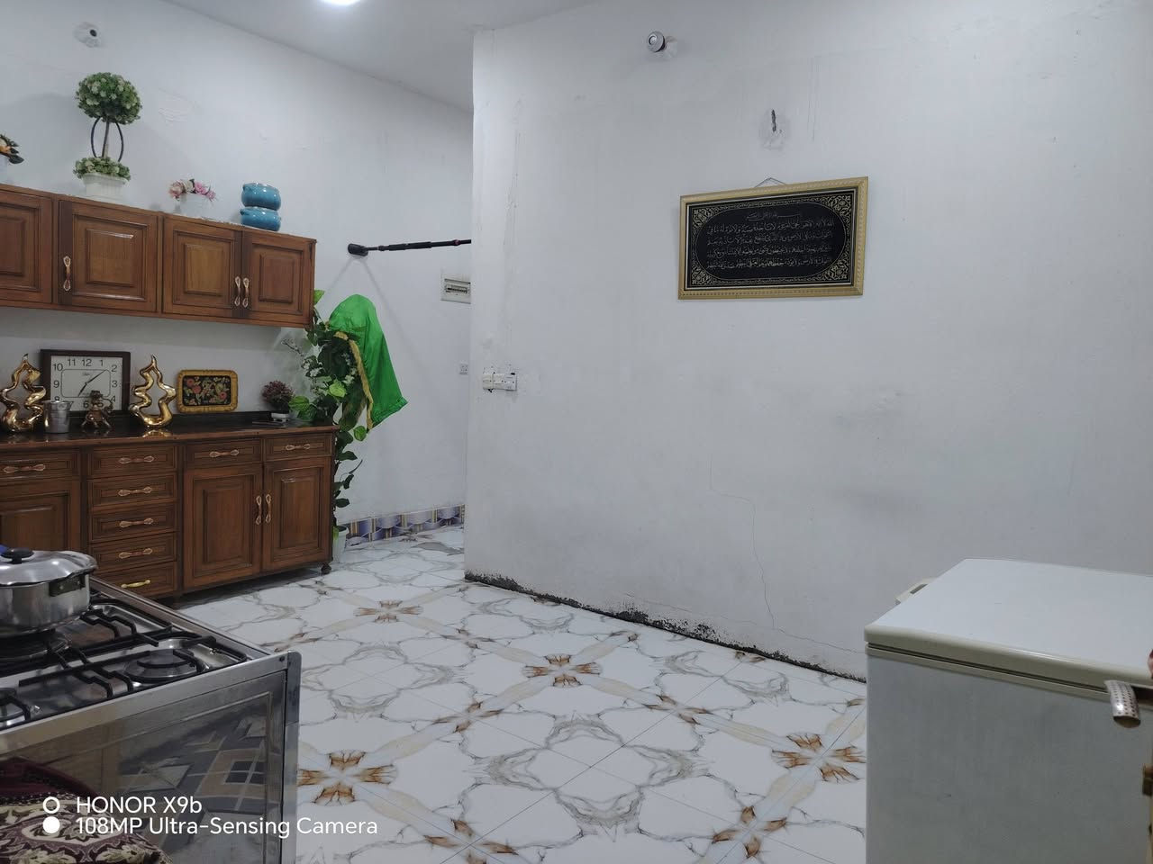 بيت لبيع /النهروان/دوانم/خلف مطعم الديوان/ خط ثاني /مساحه 250 بيه غرفتين وصاله واستقبال
ومطبخ /ترك داير البيت / صب حديث
لاتصال على رقم لاستفسار ***********
