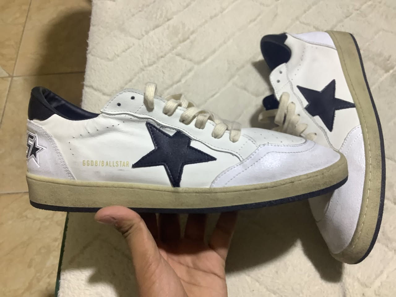 حذاء ماركة Golden Goose صناعة إيطالي اصلي جديد غير مستعمل قياس 46 يلبس 45 قطعة اصلية سعر 25 قفل   معا توصيل
مكاني ديالى بعقوبة عندي توصيل إذا ما تقدر تراسلني اكتب بالتعاليق واني أراسلك و


**إذا كنت صاحب هذا الإعلان وتريد حذفه لأي سبب، رجاءا أرسل رسالة إلى الدعم الفني**