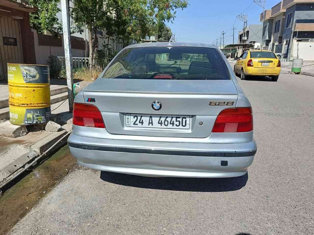بي ام موديل 1996 اصل 528 محرك 25 تك فانوس جديد مال كصة كير توماتيك جديد مال كصة حدادية طخم كاملة وايرمنية كاملة منضومة تبريد جديدة ومنضومة تدفئة جديدة داخل كشنات تفصال جلد ودوشمة من الدبشول لي الدشبول الخلفي تايرات ويالا جدد سنوية وارقام مصطرة هزة جديدة صاعدة اضوية زنون وشاشة وسماعات جي بي ال اصلي مشدود عليها بيها ضربة بل جاملغ امامي بدون شواصي بدون كص بدون معجون مرجعة عل بارد الطخة كلش جديد مصبوغة عام للجمالية ***********
