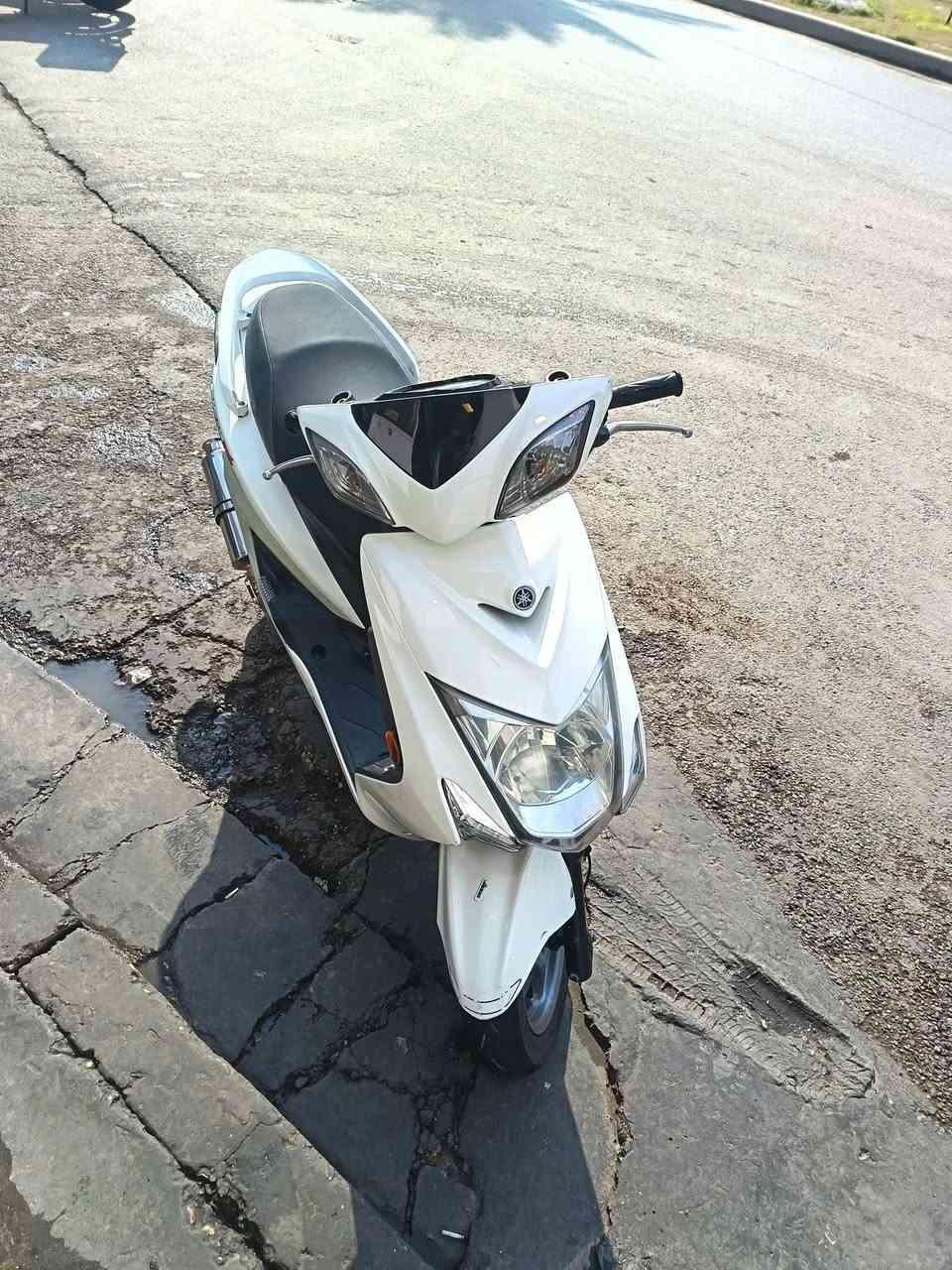 سلام عليكم شباب سكنس لبيع جديدة كلش عنوان بلديات رقمي *********** بس واساب
