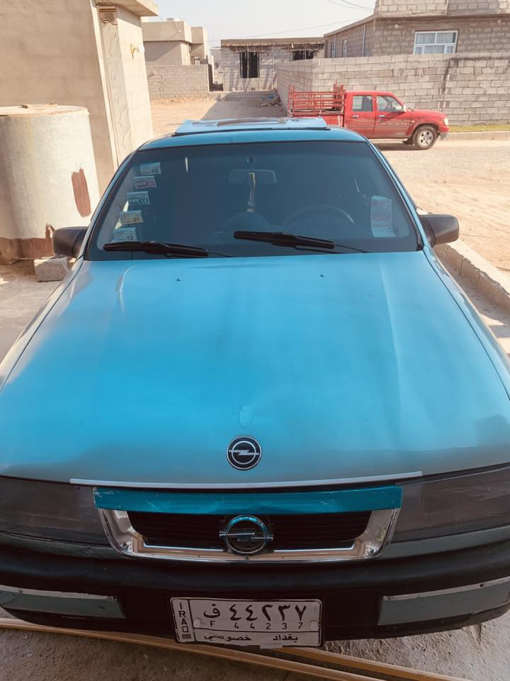 السلام عليكم للبيع اوبل فكترا 20 كامله مكمله سياره نضيفه حيل وتحويل ايمت ماتريد وسعرها 27 وبيها مجال ***********
