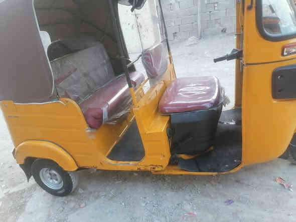 السلام عليكم تكتك البيع موديل 2020 
رقم (بغداد) تحويل ثاني يوم التكتك يرادله ترتيب شويه
او بيه ضربه بالتكمه تجي او اشوف بعينك او بالعافيه عله الي يخذه السعر( 5500) مكاني بغداد الرشاد
***********
