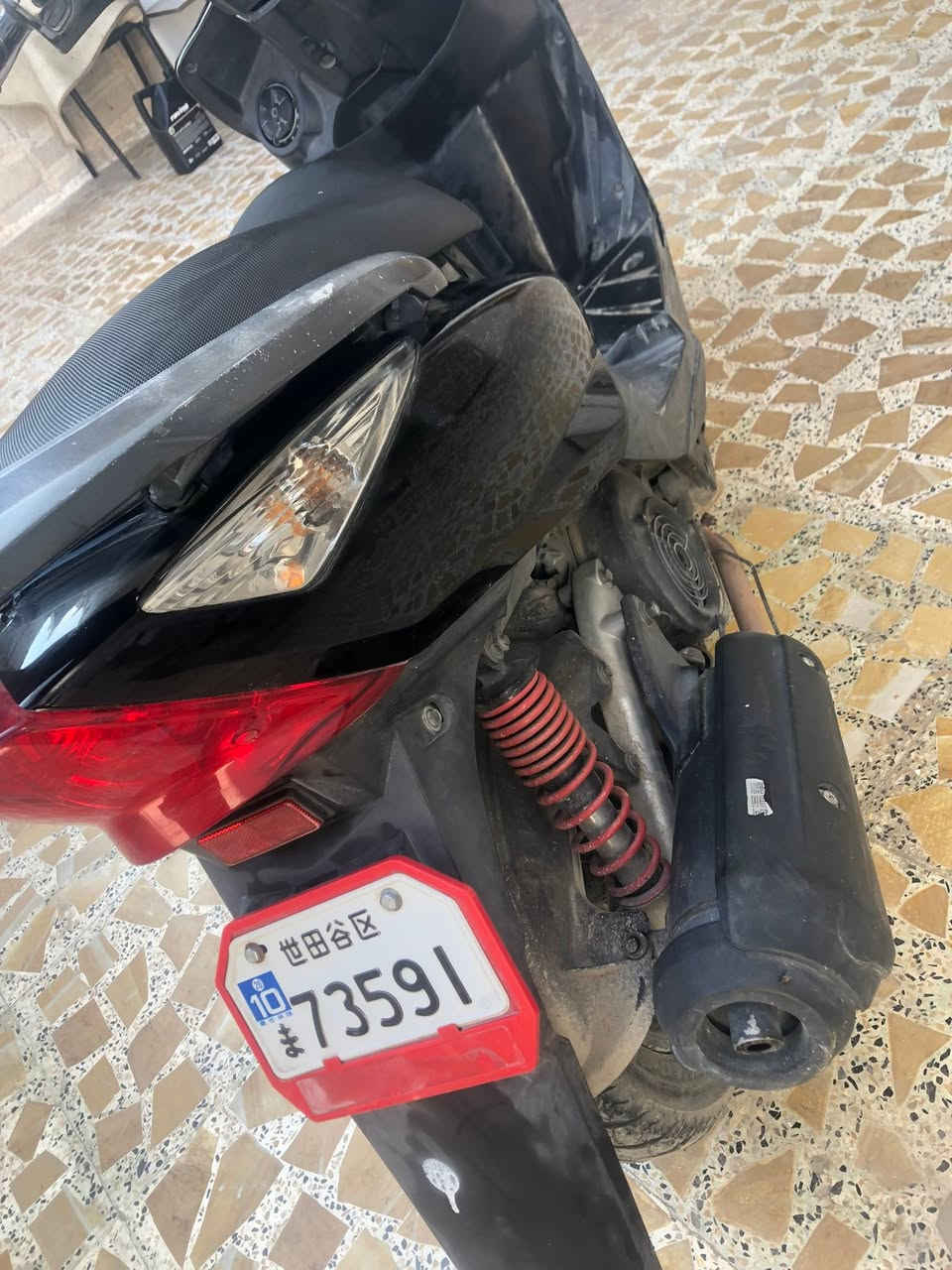 ماكس ثعلب 
المعدل 140
المحرك بلادي على الفحص
كهربائيات شغالات 
كفرات نضيفات 
تايرات جدد
كيج سرعه شغال
سعه الخزان البانزين 7 ونص لتر 
كيج بانزين شغال 
اي خلل بي انقص من السعر واني خادم 
والله معتاز لو ما معتاز والله ما بيعه 
السعر 550الف وبي مجال 
الرقم *********** واتساب
